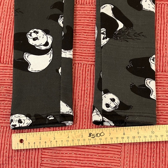 Women’s XS / S cozy Panda print thick fleece Leggings - Picture 14 of 16